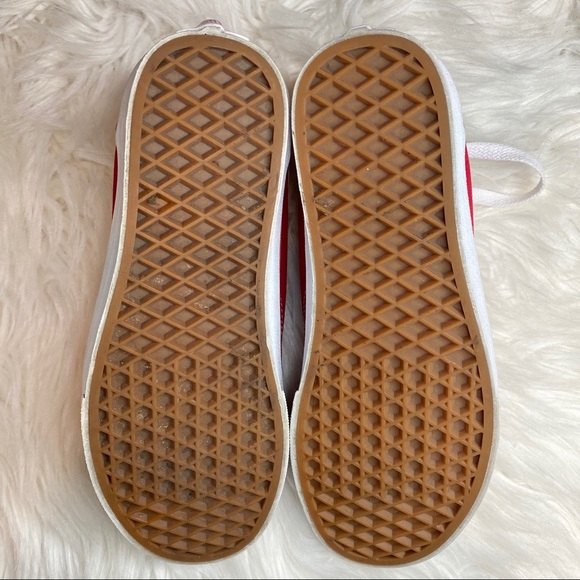 Vans Old Skool Low Top Red & White Unisex Shoes 7 - Picture 4 of 14